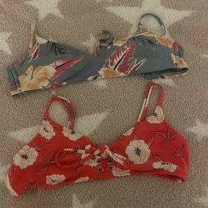 BUNDLE. 2 XS Roxy bikini tops